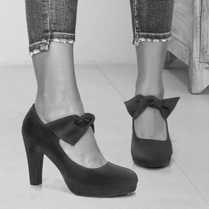 MUJER. Zapatos cerrados