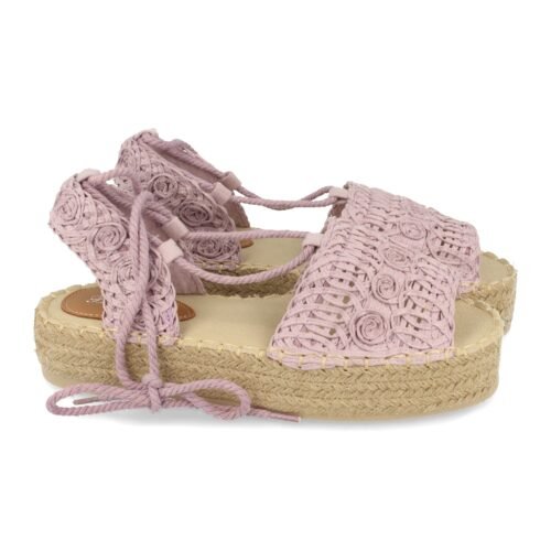 Sandalia Plana de Yute con Cordones