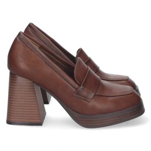 Zapato de Tacon Alto con Estapado Liso